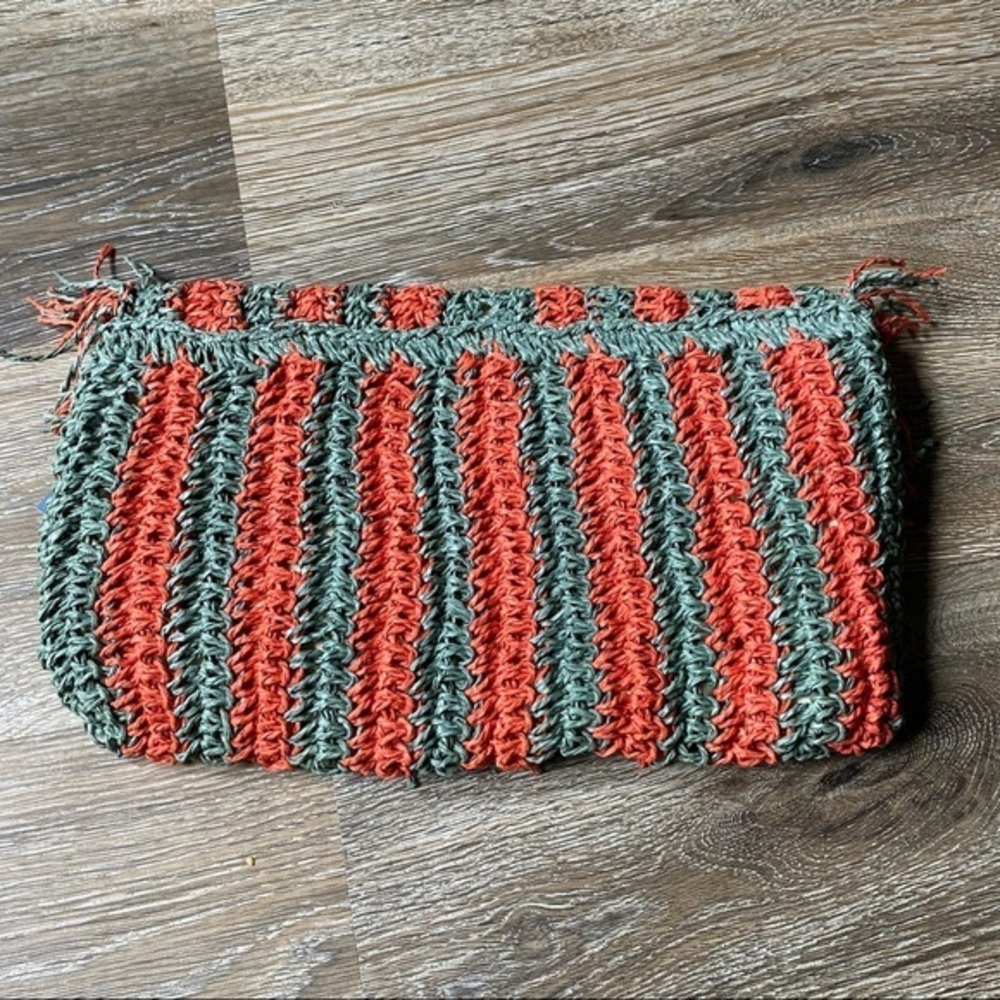 Universal‎ Thread Wallet Fringe Snap Closure New - Picture 5 of 6